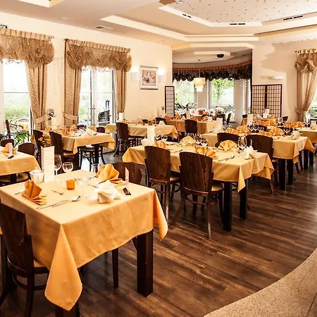Alojamento de Acomodação e Pequeno-almoço Del Mar 4*