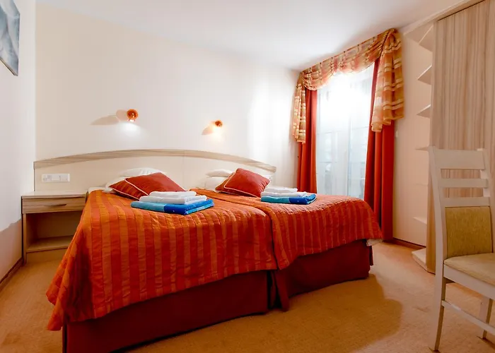 Del Mar 4* 尼彻兹